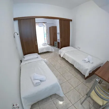 Eleni Kandilari 酒店