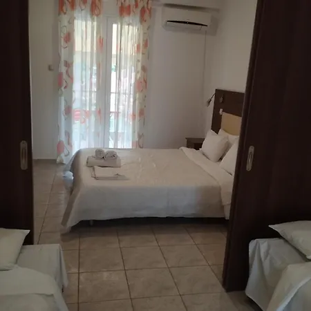 Eleni Kandilari Hotel