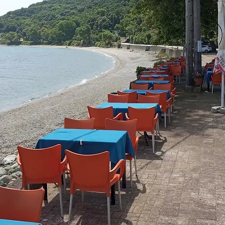 Eleni Kandilari Hotel Kokkino Nero