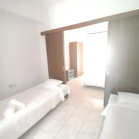 Hotel Eleni Kandilari Kokkino Nero