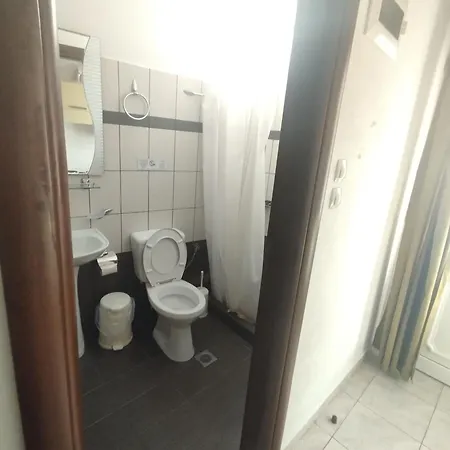 Eleni Kandilari Hotel