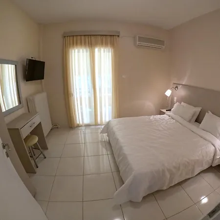 Hotel Eleni Kandilari Kókkinon Nerón