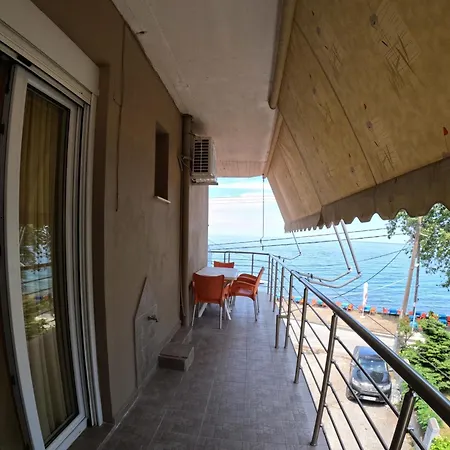 Eleni Kandilari Hotel 2*