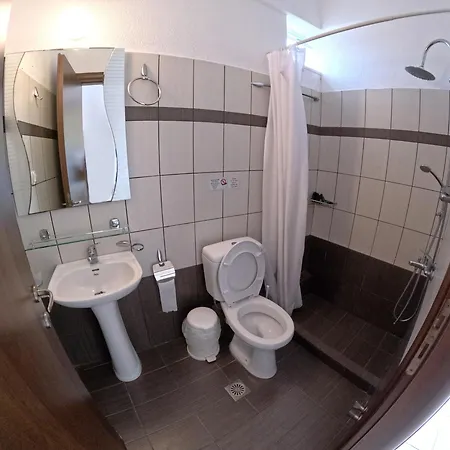 Eleni Kandilari Hotel 2*