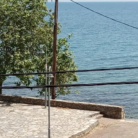 Eleni Kandilari Hotel 2*